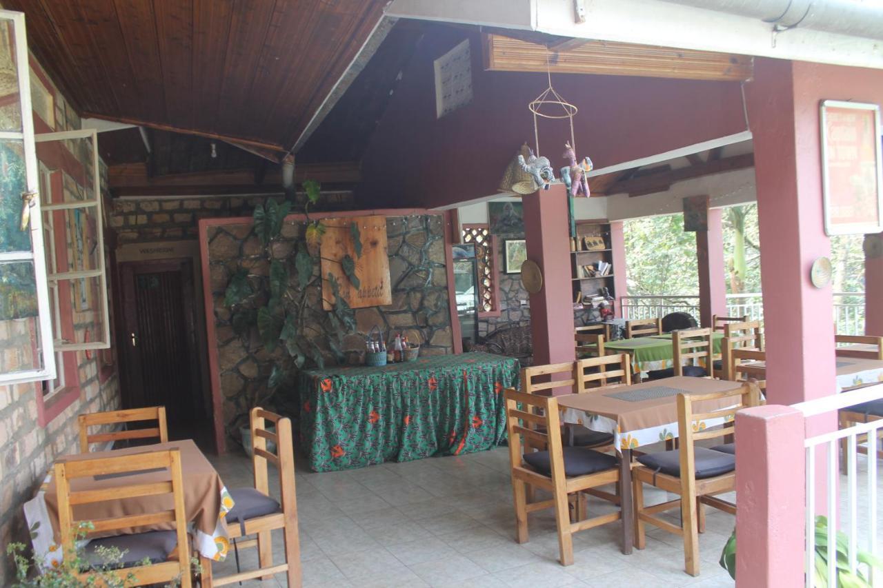 Crater Bay Cottages Kabale Екстериор снимка