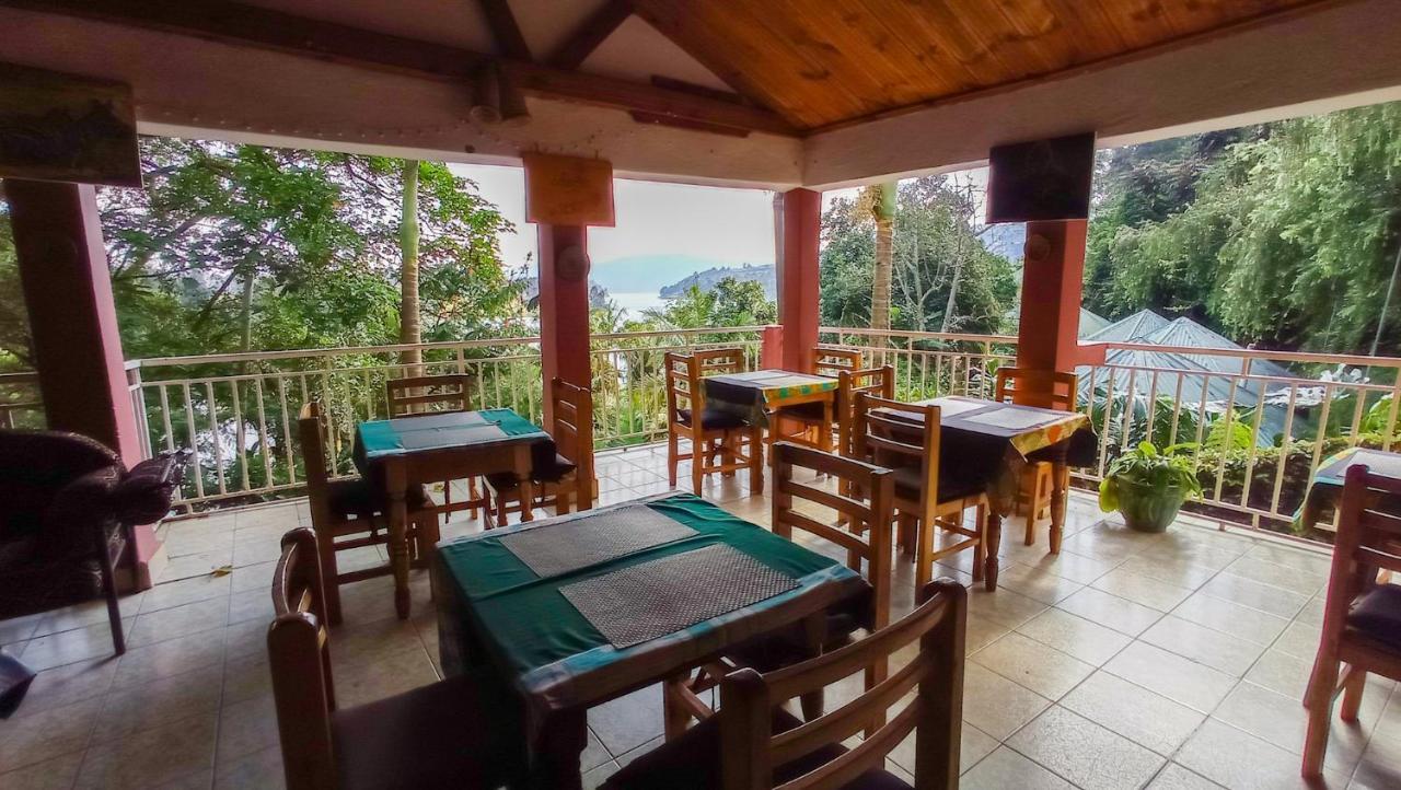 Crater Bay Cottages Kabale Екстериор снимка