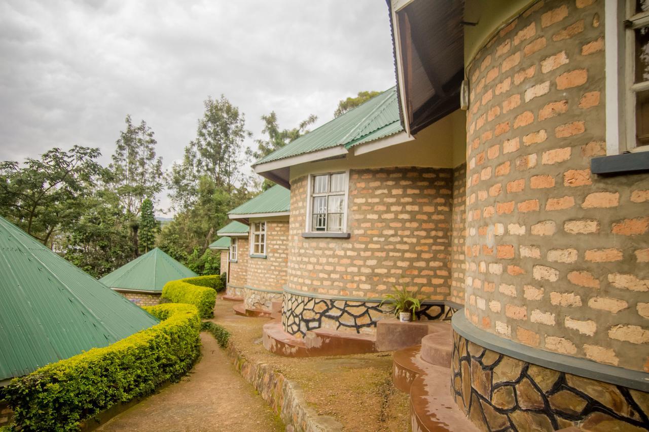 Crater Bay Cottages Kabale Екстериор снимка