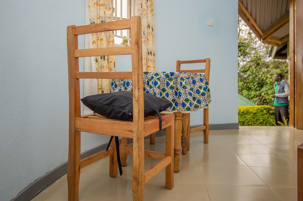 Crater Bay Cottages Kabale Екстериор снимка