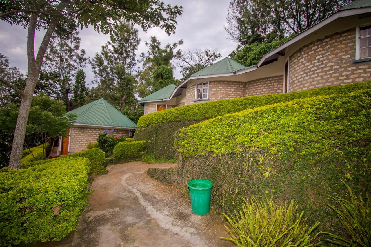 Crater Bay Cottages Kabale Екстериор снимка