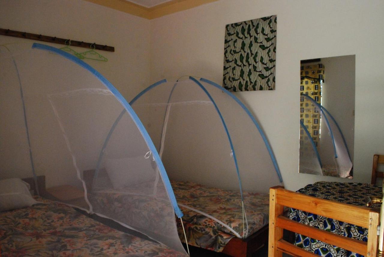 Crater Bay Cottages Kabale Екстериор снимка