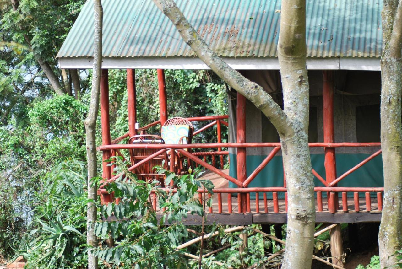 Crater Bay Cottages Kabale Екстериор снимка